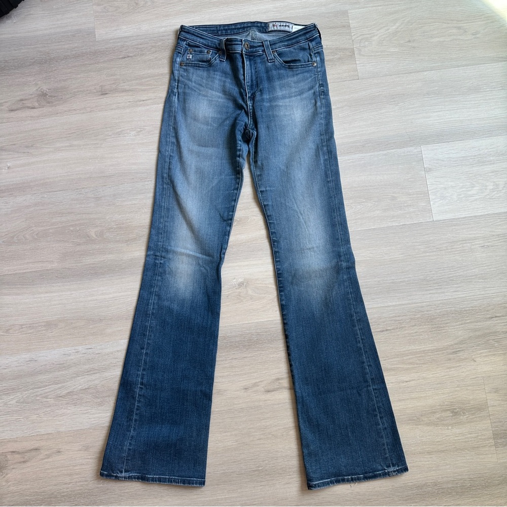 AG Adriano Goldschmied Flare Jeans in Dark Blue size 27